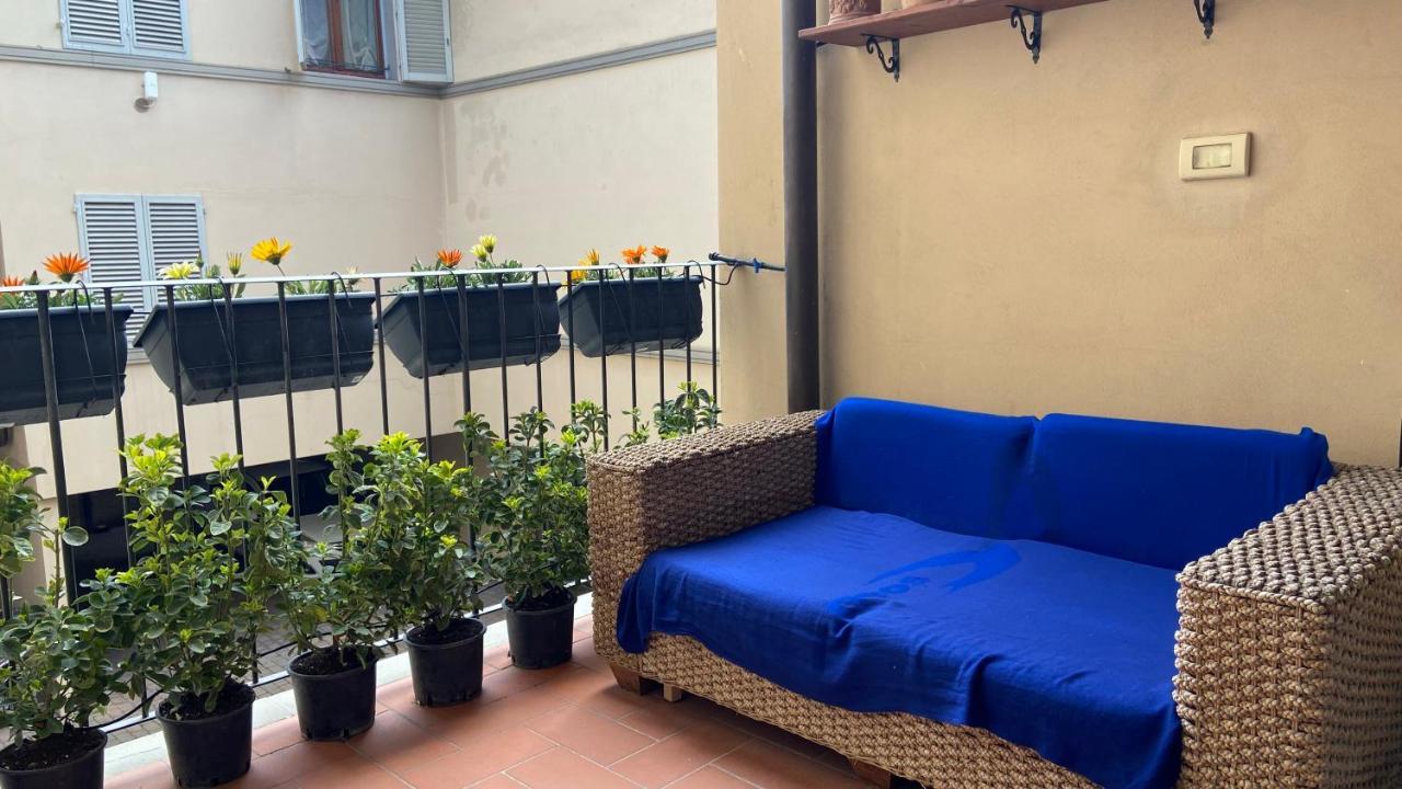 Indipendent Studio Apartment With Terrace - Parking Firenze Bagian luar foto