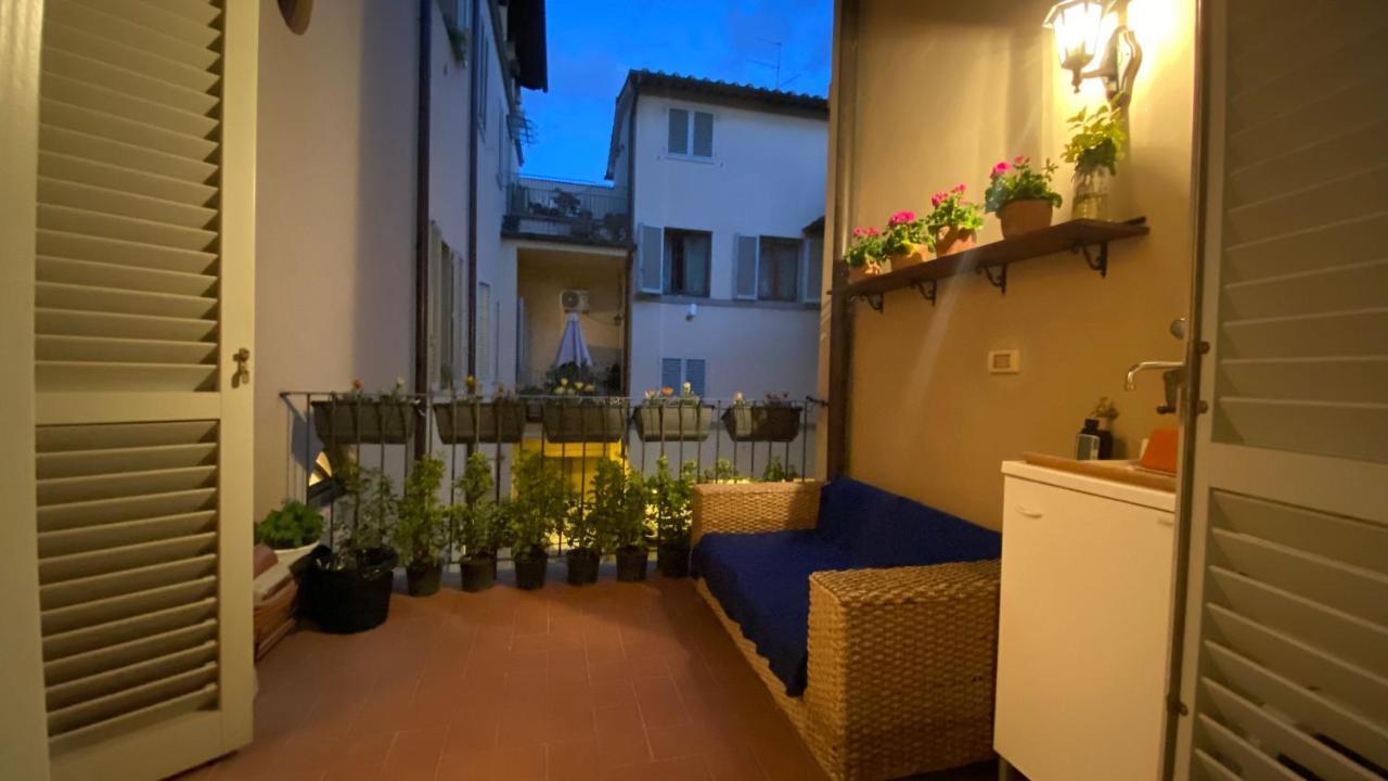 Indipendent Studio Apartment With Terrace - Parking Firenze Bagian luar foto