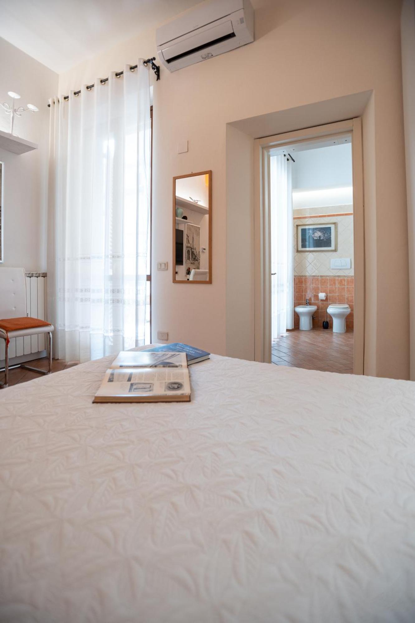 Indipendent Studio Apartment With Terrace - Parking Firenze Bagian luar foto